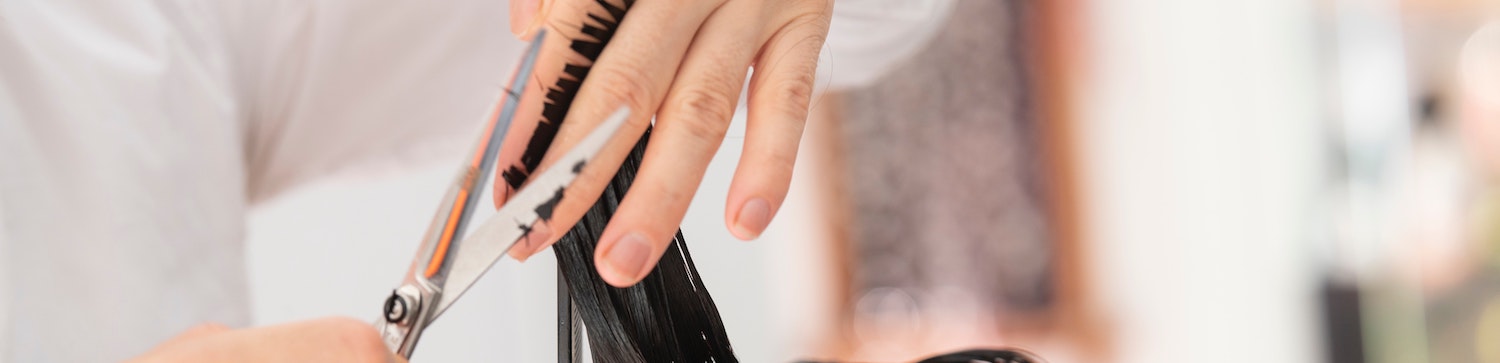 Peluqueros_britanicos_que_utilizan_cabello_para_limpiar_los_oceanos.jpg